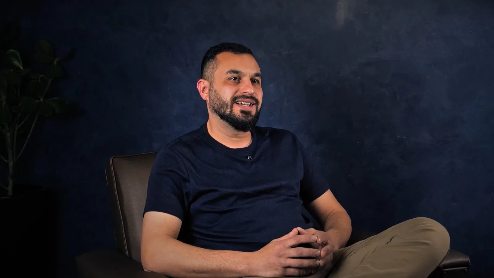 Gravação de entrevista no estúdio da Forza Produtora