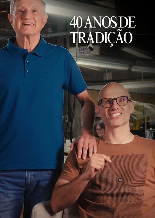 Donos da Estofados Pirâmide no primeiro vídeo produzido pela Forza, 40 anos de tradição